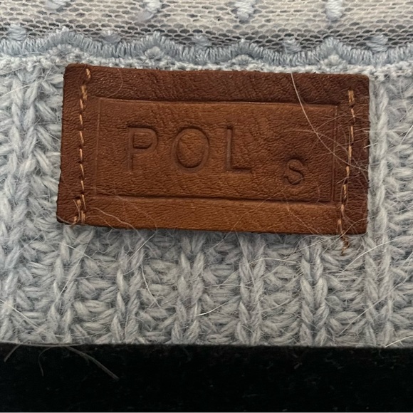 Baby blue wool rabbit hair ruffle button sweater soft small V neck long sleeve - Picture 2 of 6